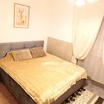 Family 2-room - Gazerstr 28 2 Appartement *