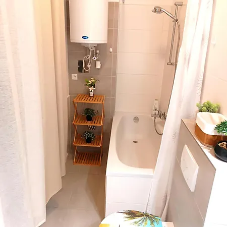 Family 2-room - Gazerstr 28 2 *