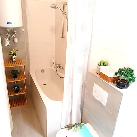 Apartment Family 2 Room's *