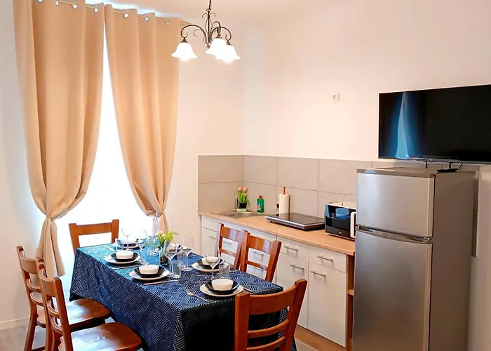 Family 2-room - Gazerstr 28 2 *